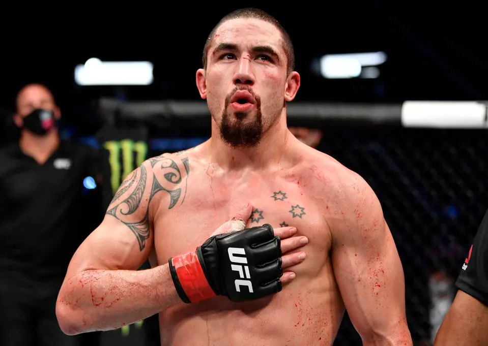 Robert Whittaker reacts to Khamzat Chimaev's UFC Saudi Arabia withdrawal: 'It was a little frustrating' 3 Robert Whittaker