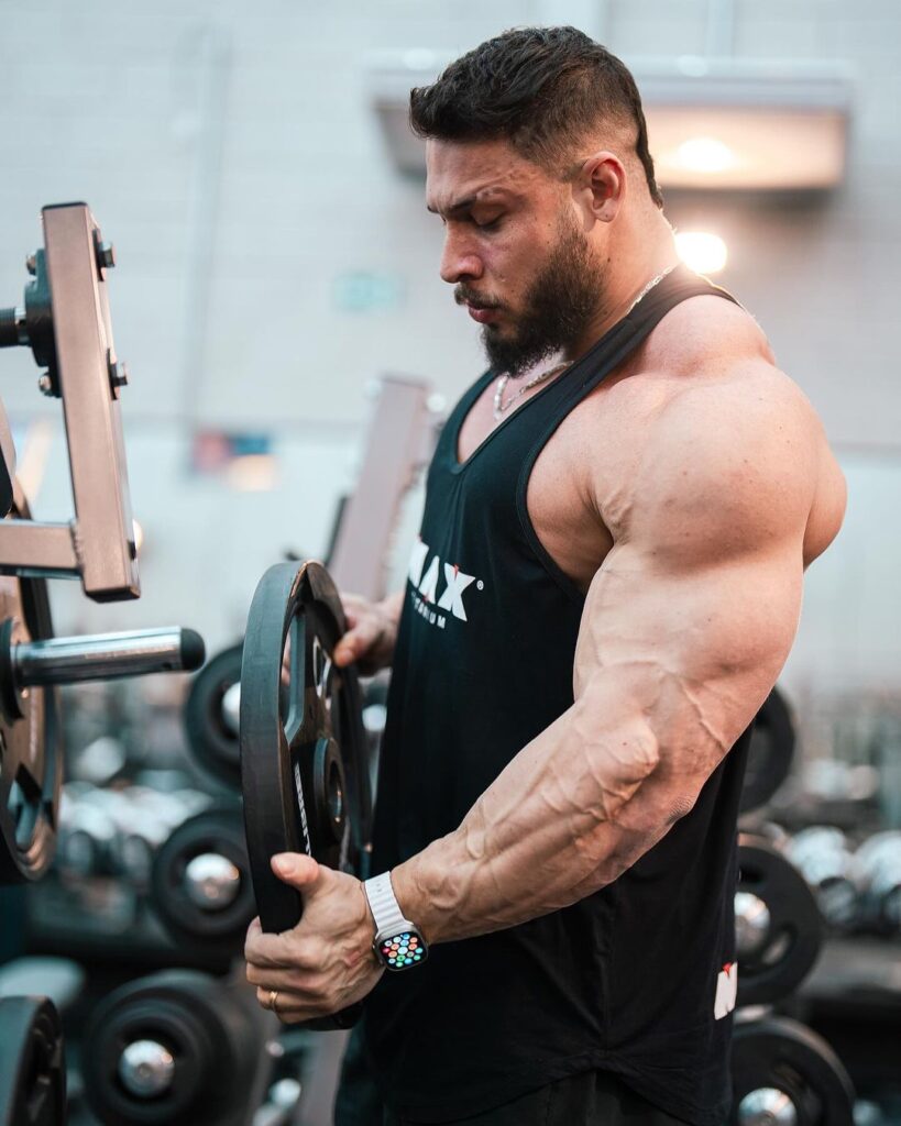 Ramon Dino Body Builder