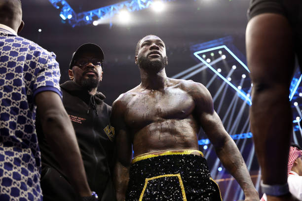 Zhilei Zhang lands massive fifth round KO win over Deontay Wilder in huge victory - Highlights 3 Wilder KOed 2