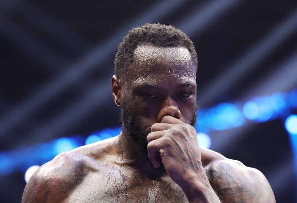 Zhilei Zhang lands massive fifth round KO win over Deontay Wilder in huge victory - Highlights 2 Wilder KOed