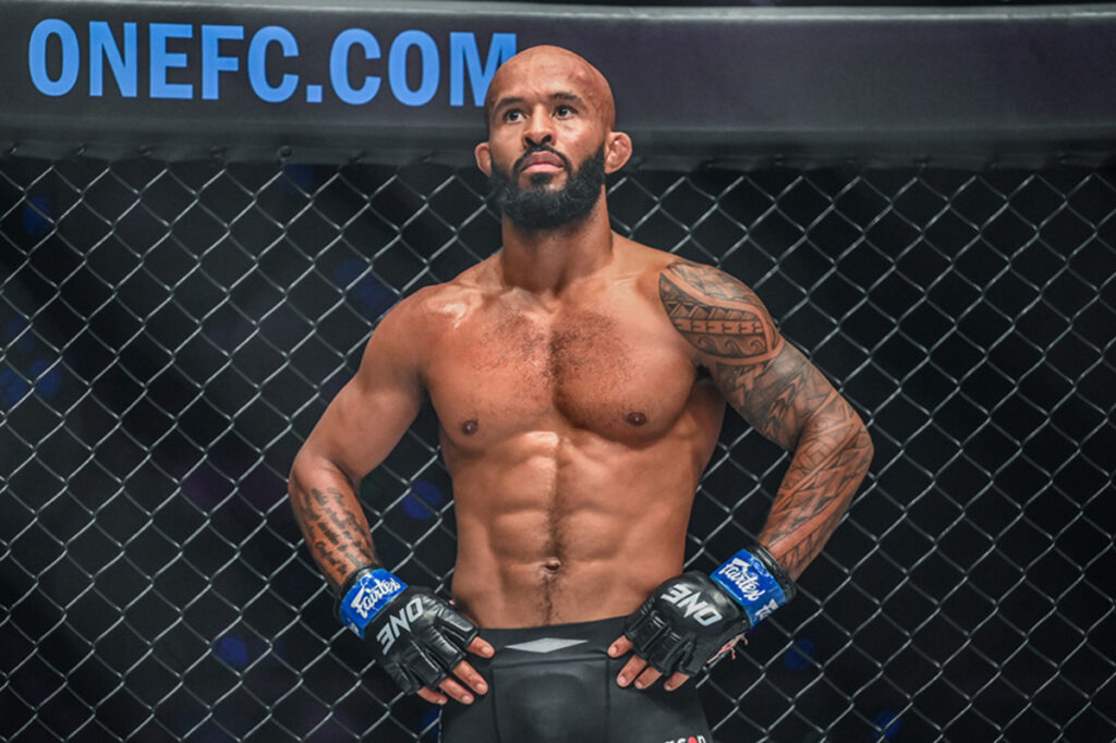 UFC flyweight champion Alexandre Pantoja dreams of one day fighting P4P great Demetrious Johnson 3 Demetrious Johnson