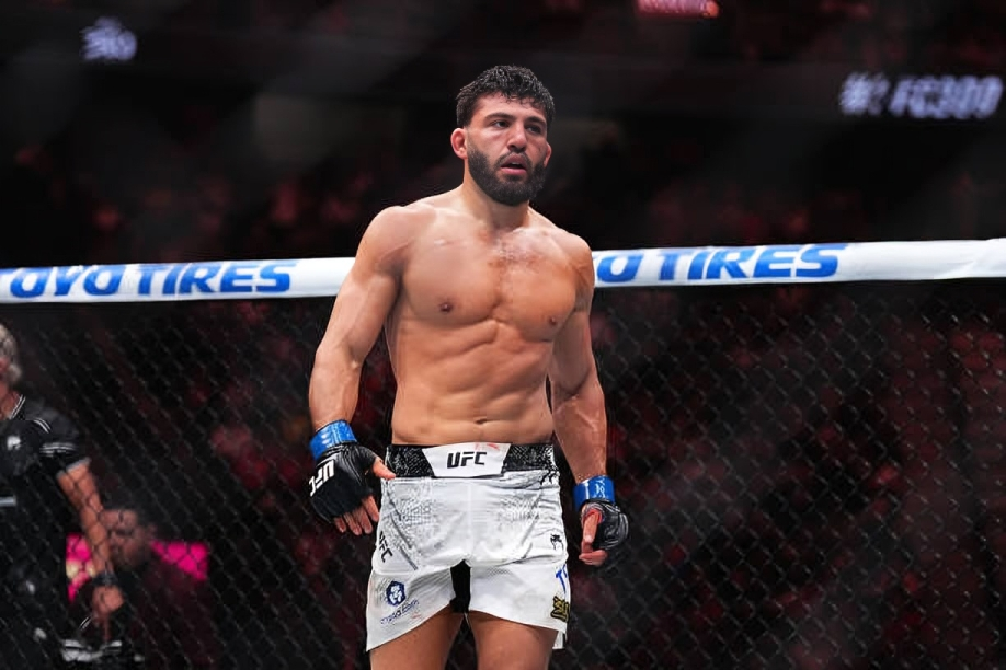Arman Tsarukyan plans to train with Khamzat Chimaev for Islam Makhachev title fight: 'His build is similar' 2 99289167918
