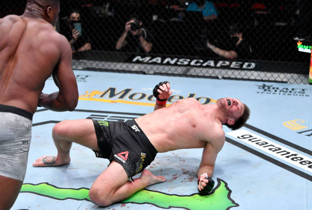 On This Day: Stipe Miocic defeats Daniel Cormier to earn his last win in the UFC - August 15, 2020 3 Stipe Miocic