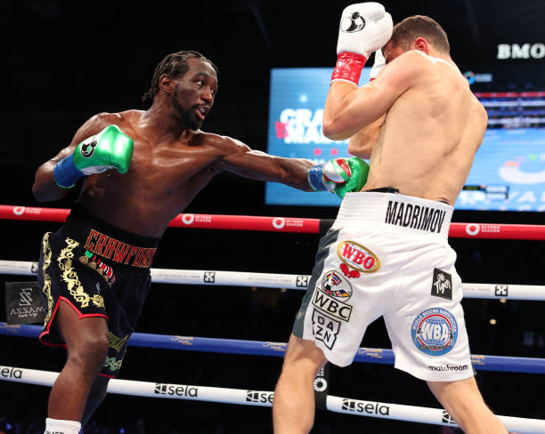 Terence Crawford defeats Israil Madrimov, wins world title in fourth division - Crawford vs. Madrimov Highlights 5 Terence Crawford