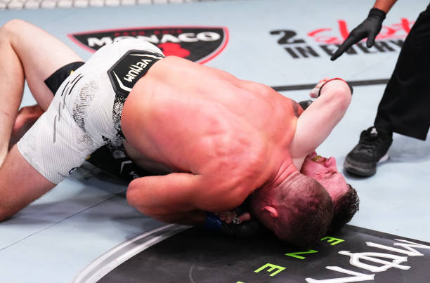 Gerald Meerschaert scores crazy comeback against Edmen Shahbazyan - UFC Vegas 96 Highlights 3 Gerald Meerschaert