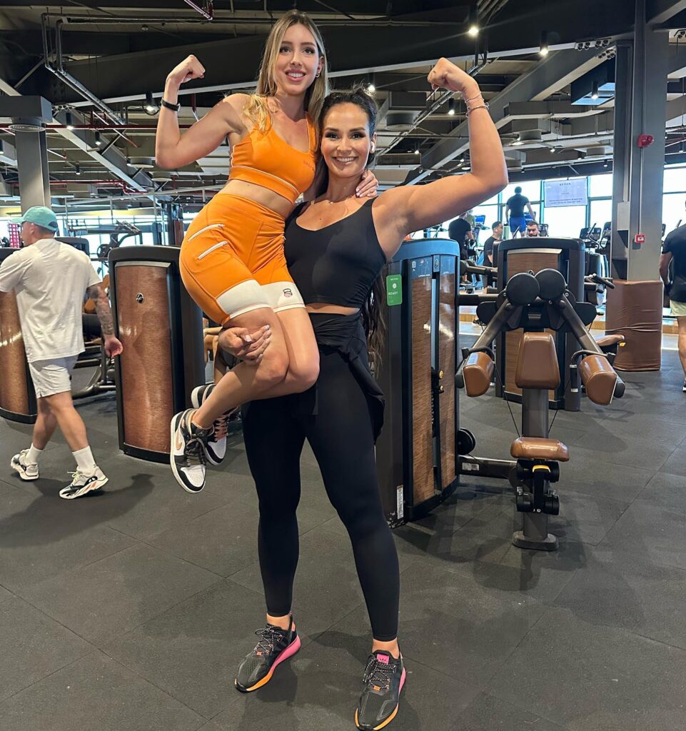 When Merab Dvalishvili was EASILY Thrown by a Six Foot Tall Female Kickboxer in Training 5 Katarina Kavalena 6
