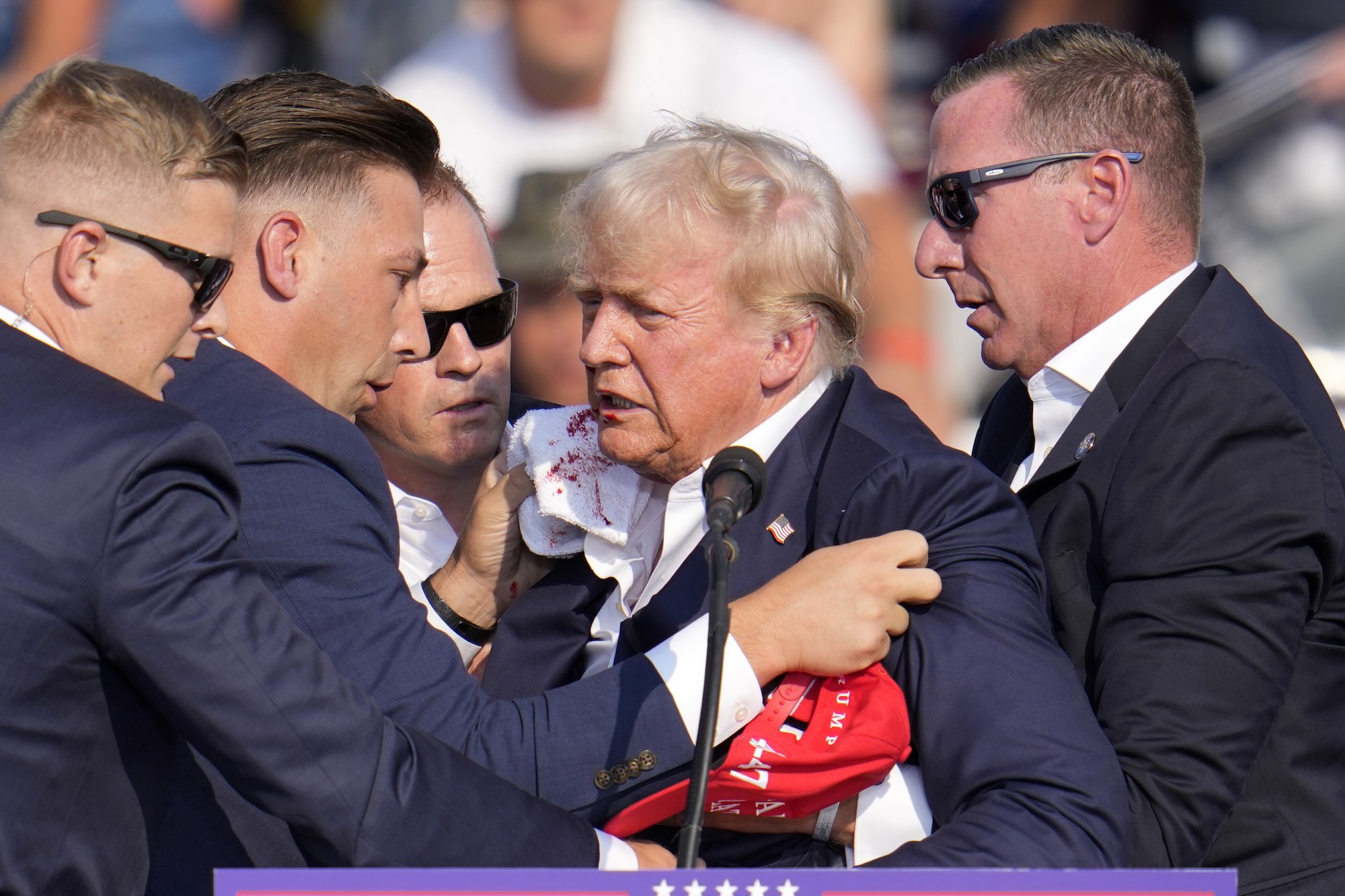 Donald Trump Assassination Attempt "Everyone's Got Guns, Don't Be Surprised." Former UFC Champ Weighs In 1 Donald Trump Assassination Attempt "Everyone's Got Guns, Don't Be Surprised." Former UFC Champ Weighs In
