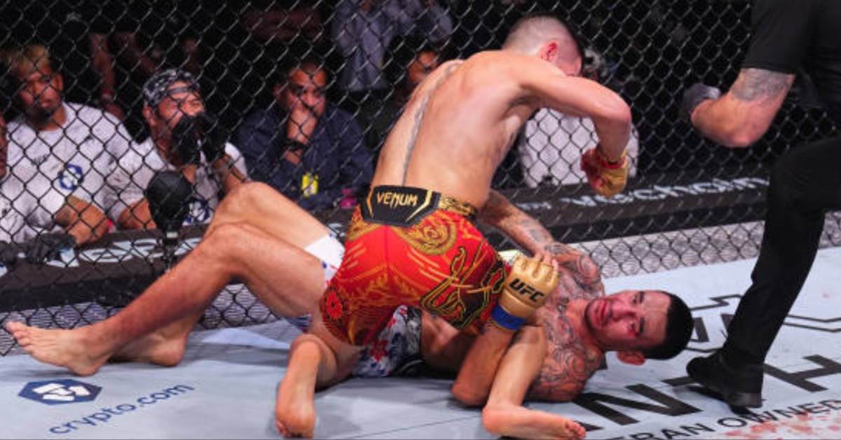 Ilia Topuria KOs 'Blessed' with Brutal Left Hook in the Third to Retain Fetherweight Title - UFC 308 Highlights 1 Ilia Topuria KOs 'Blessed' with Brutal Left Hook in the Third to Retain Fetherweight Title - UFC 308 Highlights