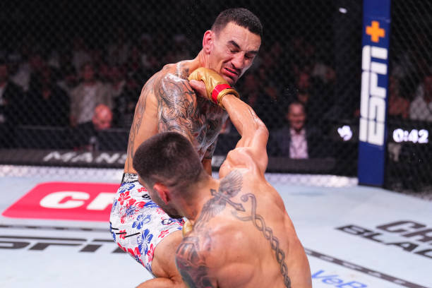Ilia Topuria KOs 'Blessed' with Brutal Left Hook in the Third to Retain Fetherweight Title - UFC 308 Highlights 2 gettyimages 2181233884 612x612 1