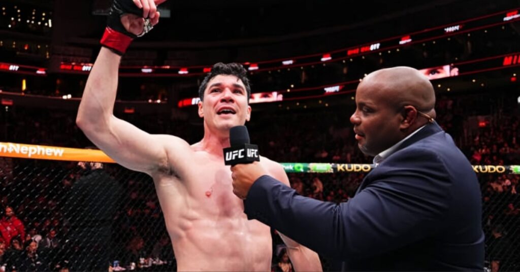 Mike Malott Reveals the Secret Weapon Behind UFC 315 KO: "This Is What Muay Thai Does" 11 Mike Malott scores hard fought decision win over Trevin Giles - UFC Edmonton Highlights