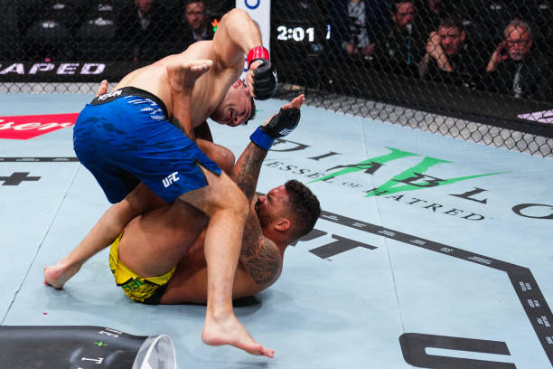 Eryk Anders Kilos Out A Second-Spherical TKO In opposition to Chris Weidman – UFC 310 Highlights