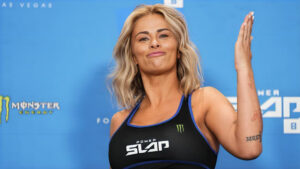 When Paige VanZant’s Airport Mix-Up Lead To Embarrassing Sex Tape Reveal