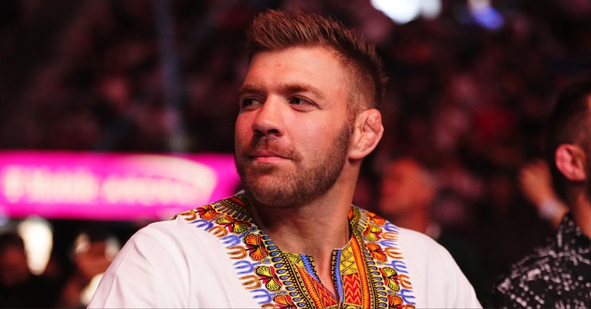 Dricus Du Plessis Explains That Sean Strickland Isn’t There to Fight: “Threw a Jab and a Teep for Five Rounds.”