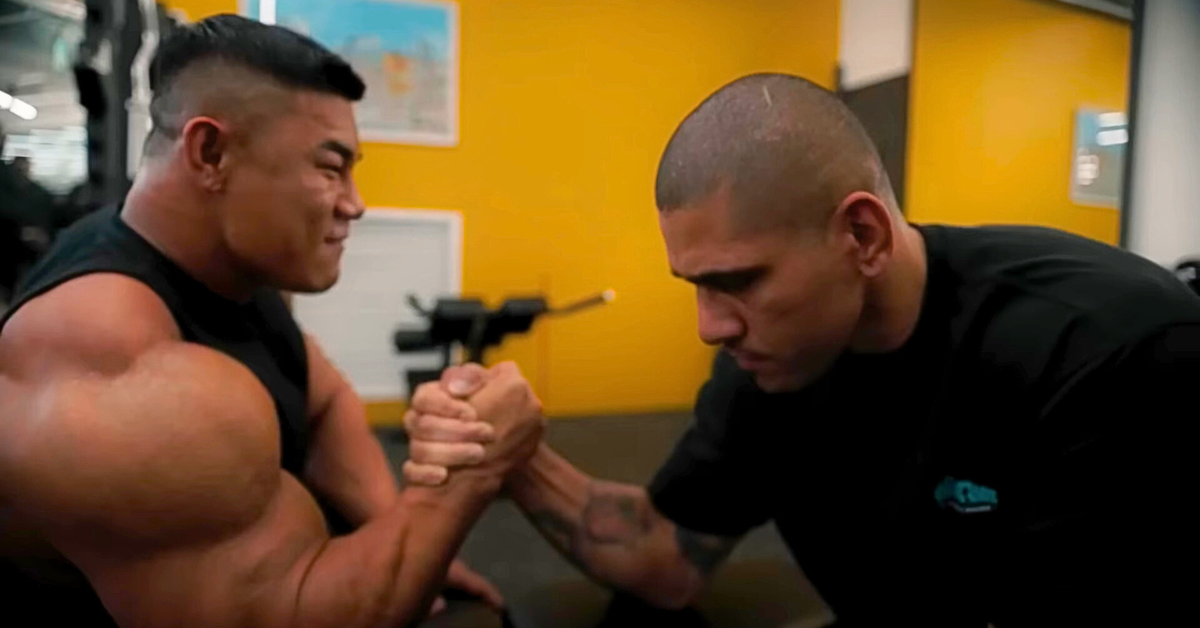 UFC Champion Alex Pereira and 'Physical 100' Star Kim Kang Min Bodybuilder Feud in Armwrestling Showdown 1 UFC Champion Alex Pereira and 'Physical 100' Star Kim Kang Min Bodybuilder Feud in Armwrestling Showdown
