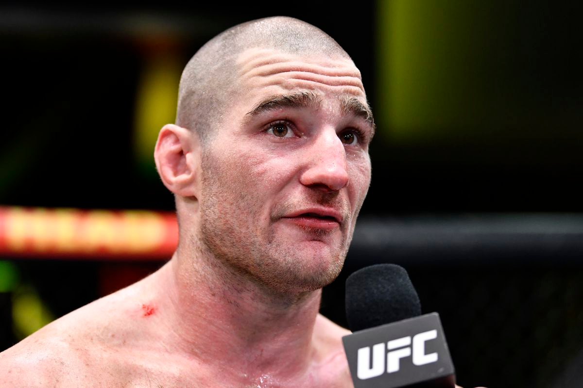Sean Strickland Reveals That He “Mauled” Khamzat Chimaev During Grappling Exchanges In the Gym