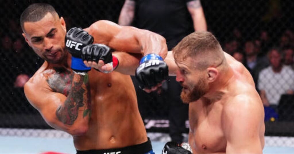 Carlos Ulberg Defeats Jan Błachowicz via Unanimous Decision - UFC London Highlights