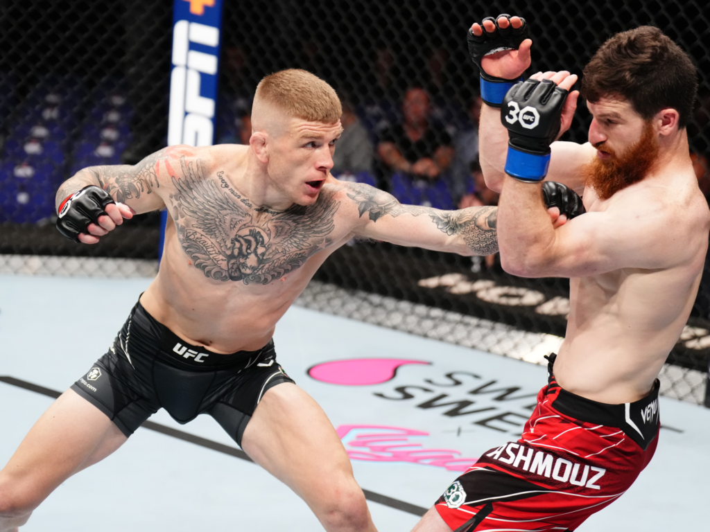 A Mother's Legacy Lives On: Chris Duncan's Emotional UFC Journey "She was taken from me at a very young age" 2 Chris Duncan