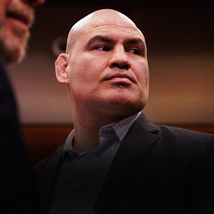 Breaking: Former UFC Star Cain Velasquez Setenced to 5 Years in Prison 3 Gm0NEC5WYAAYNkk