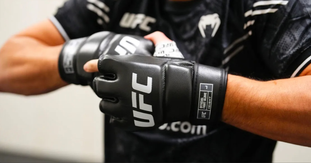 UFC Leadership Explains Why The Old Gloves are Here to Stay and Will Not Be Revised Again 1 UFC Leadership Explains Why The Old Gloves are Here to Stay and Will Not Be Revised Again