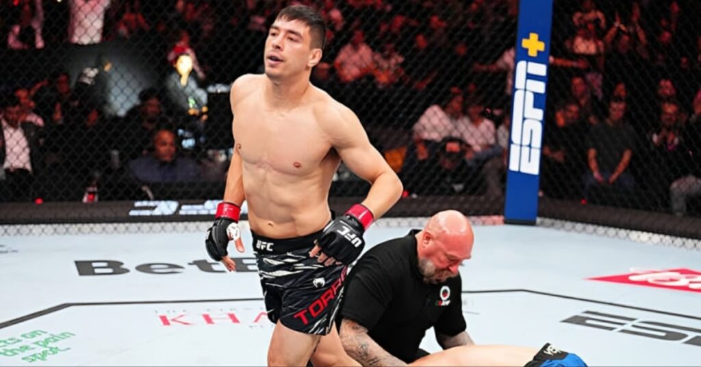 Manuel Torres lands stunning upset knockout win over Drew Dober - UFC Mexico City Highlights 2 MixCollage 30 Mar 2025 02 13 AM 3776