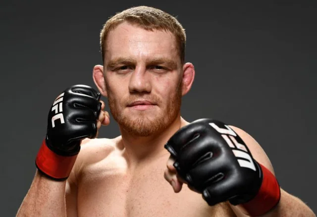 The Ultimate Guide to MMA Gloves: Everything You Need to Know 2 The Ultimate Guide to MMA Gloves Everything You Need to Know