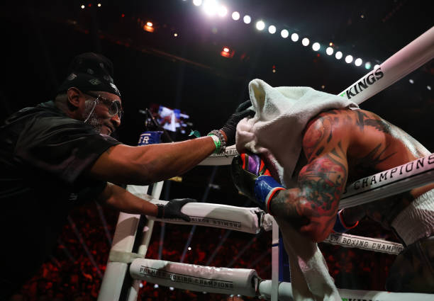 Gervonta 'Tank' Davis vs. Lamont Roach Jr. Fight to be Overturned Reports Fighter 3 gettyimages 2202769710 612x612 2