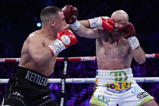 Nick Ball Forces TJ Doheny to Quit on His Stool in Round 10 - Ball vs. Doheny Highlights 3 gettyimages 2204766984 612x612 1