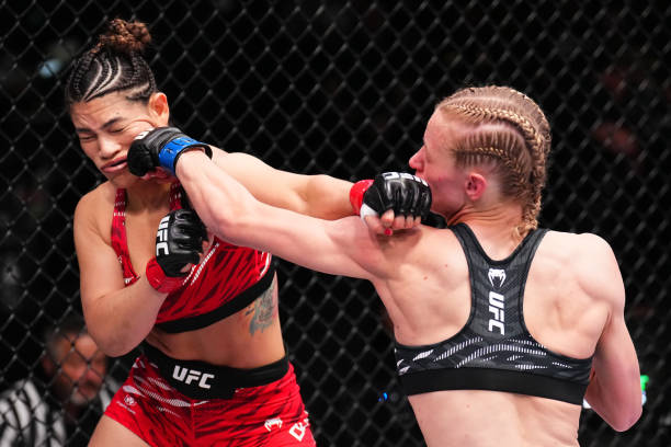 Carli Judice Stuns Yuneisy Duben with Vicious Head-Kick KO - UFC Vegas 104 Highlights 2 gettyimages 2205270508 612x612 1