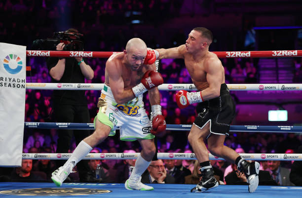 Nick Ball Forces TJ Doheny to Quit on His Stool in Round 10 - Ball vs. Doheny Highlights 5 gettyimages 2205286054 612x612 1