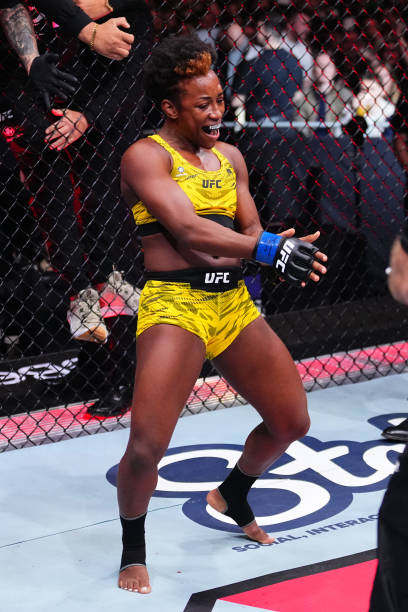 Alexia Thainara Scores Quick-Fire Submission Victory Over Molly McCann - UFC London Highlights 3 gettyimages 2206417684 612x612 1
