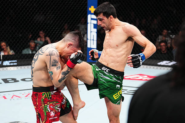 Brandon Moreno Claims Commanding Victory Against Steve Erceg via Unanimous Decision - UFC Mexico Highlights 4 gettyimages 2207565727 612x612 1