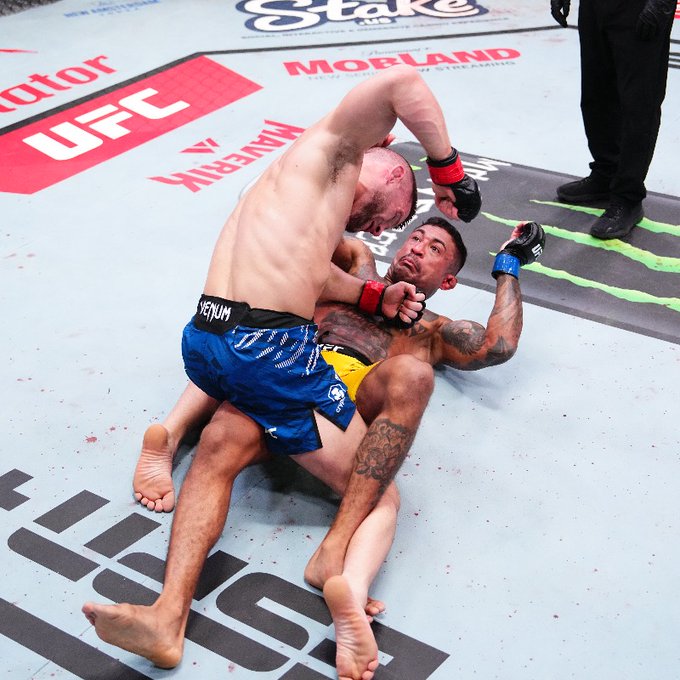 Pat Sabatini Brutalizes Joanderson Brito, Lands Unanimous Decision Victory - UFC Vegas 105 Highlights 4 Gn0ntGHbYAQcidw
