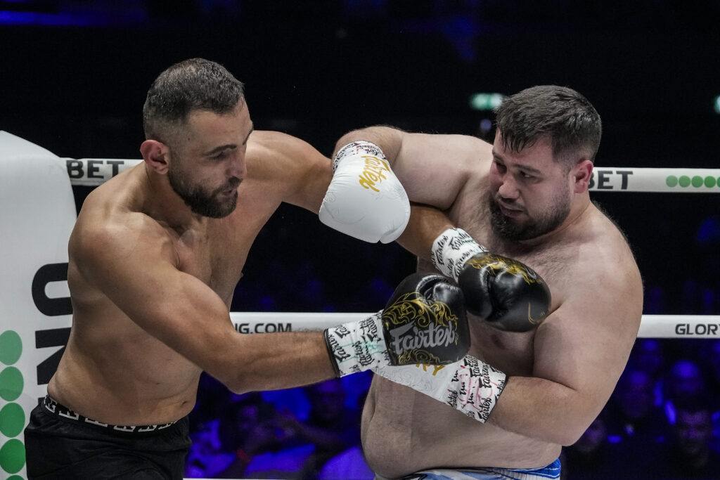 Ionut Iancu vs. Iraj Azizpour Booked for GLORY 100 After Knockout Wins in Tournament 2 Ionut Iancu vs. Iraj Azizpour Booked for GLORY 100 After Knockout Wins in Tournament glory 99 3