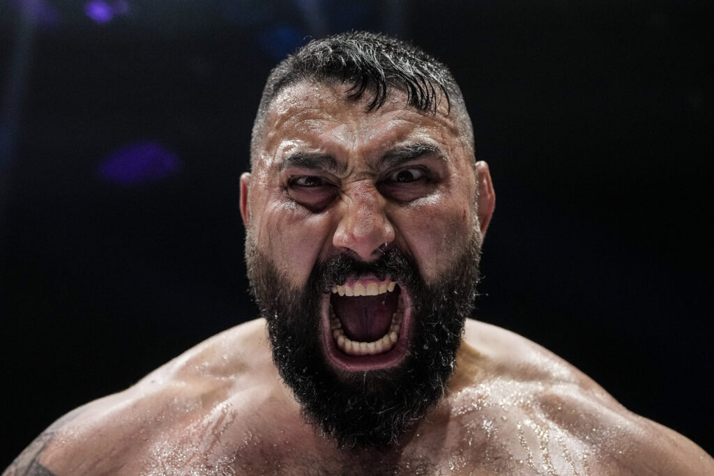 Ionut Iancu vs. Iraj Azizpour Booked for GLORY 100 After Knockout Wins in Tournament 4 Ionut Iancu vs. Iraj Azizpour Booked for GLORY 100 After Knockout Wins in Tournament glory 99 4