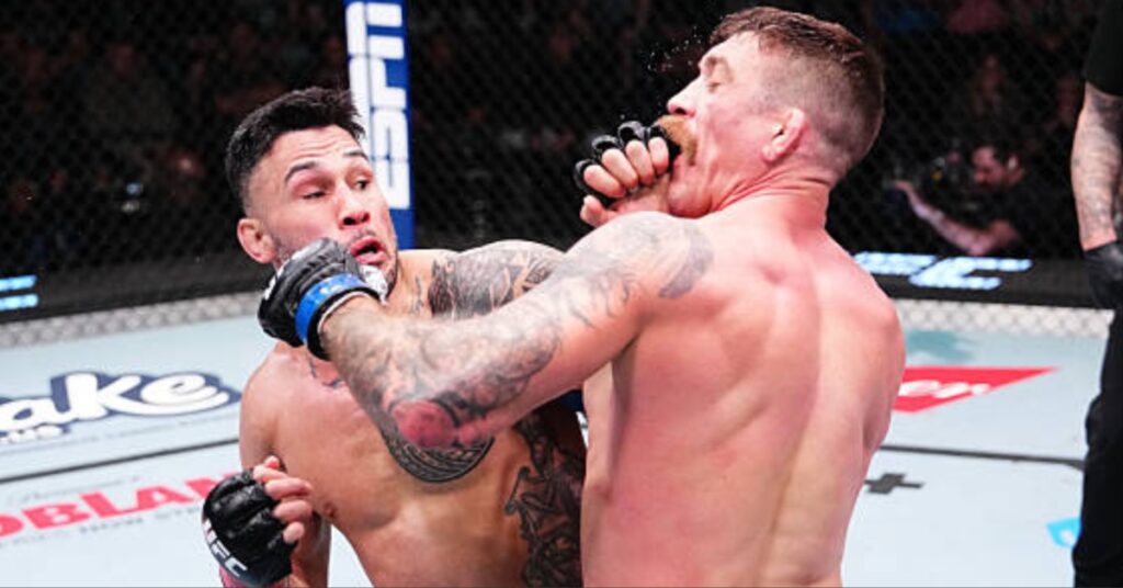 Gerald Meerschaert vs. Brad Tavares - UFC Vegas 105 Highlights