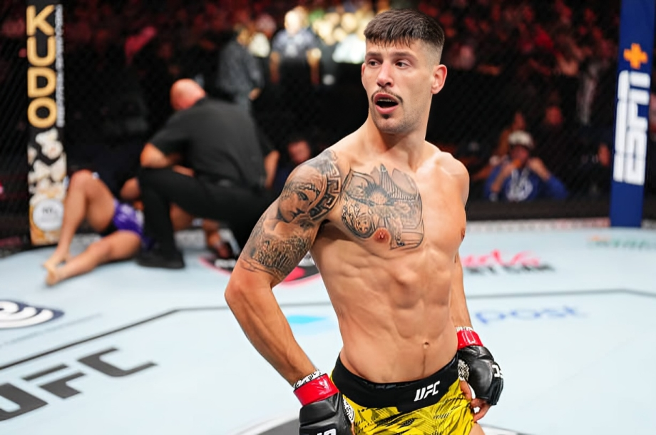 Report - Benoit Saint Denis returns in fire fight with Joel Alvarez at UFC 315 in Canada 4 joel alvarez