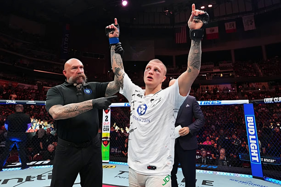 Mason Jones spoils Jeremy Stephens' homecoming in bloody decision win - UFC Des Moines Highlights 6 80677385379