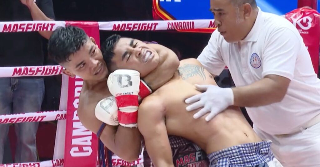 Watch - Referee Stands By as Myanmar Boxer is Brutally Choked Unconscious in Mixed-Rules Fight