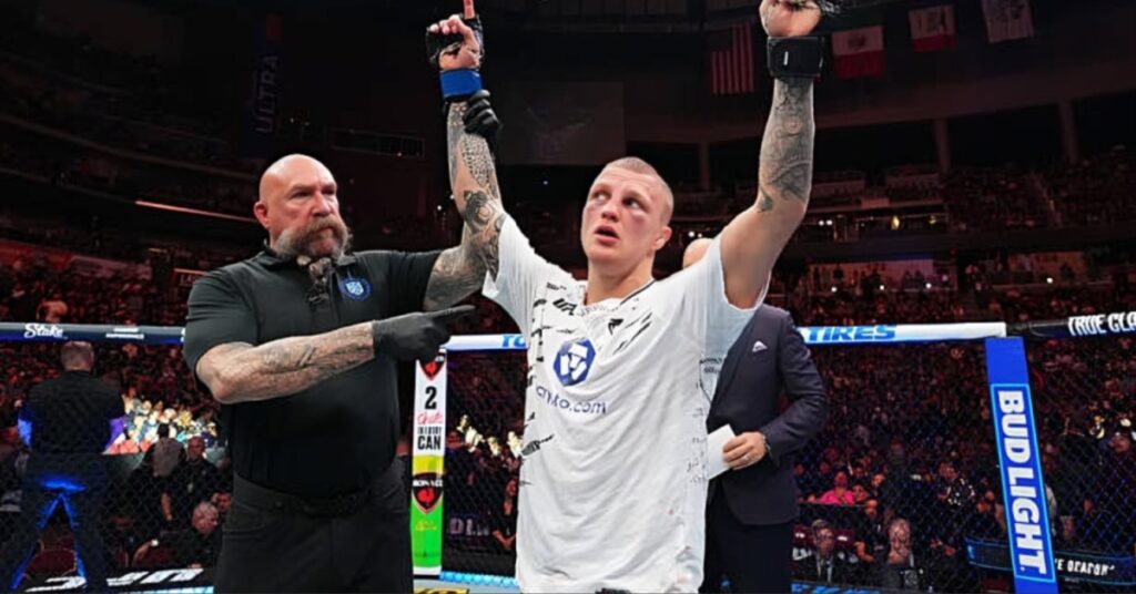 Mason Jones spoils Jeremy Stephens' homecoming in bloody decision win - UFC Des Moines Highlights