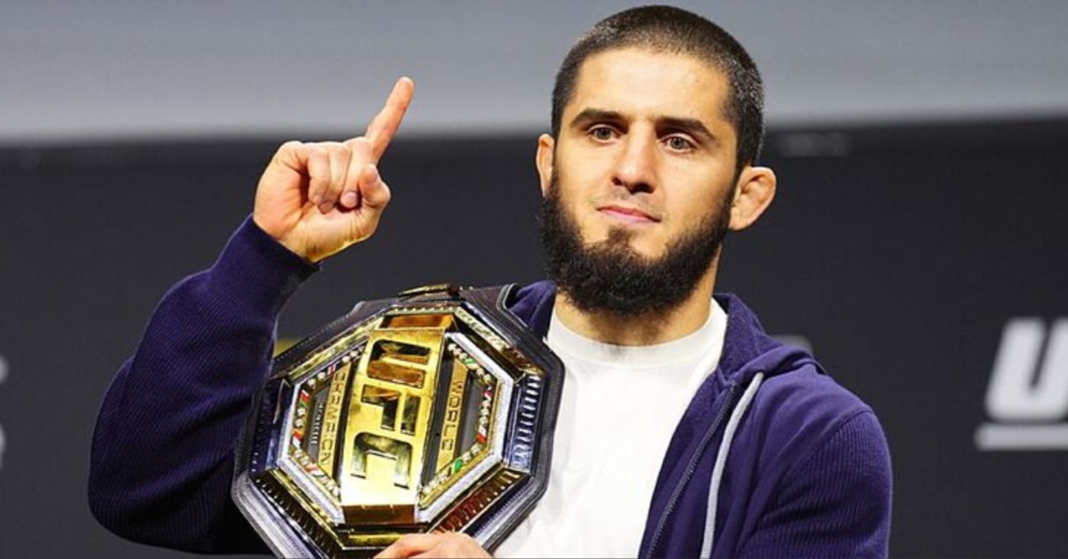 “He’s Coming for Anderson Silva’s Record” – Islam Makhachev Vacates Lightweight Belt to Chase GOAT Status at Welterweight
