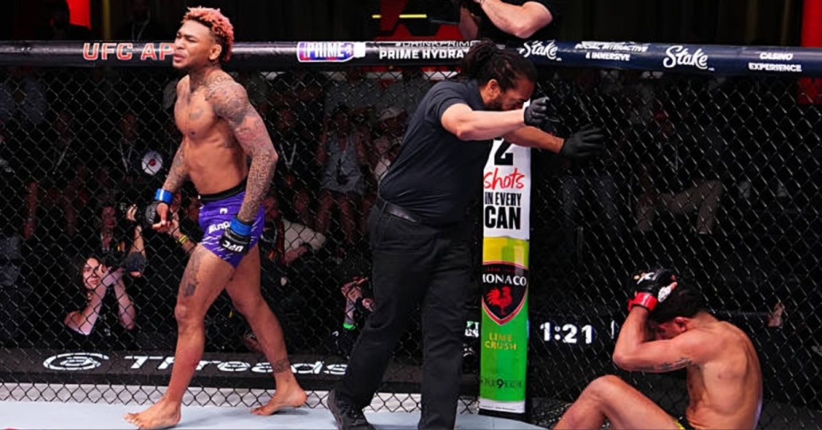 Michael Morales flattens Gilbert Burns with stunning first round knockout – UFC Vegas 106 Highlights