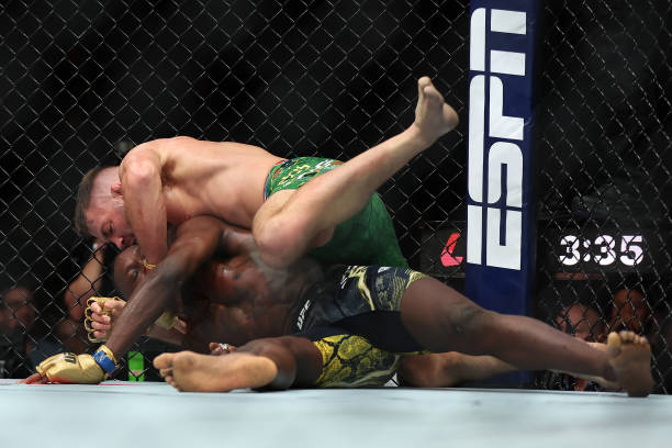 Dricus Du Plessis Has Agreed to Two Different Dates for Chimaev Fight: 'It's Not That Far Away' 2 gettyimages 2167221949 612x612 1