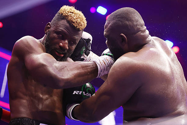 Martin Bakole and Efe Ajagba Fight to a Majority Draw After 10 Rounds - Canelo vs. Scull Highlights 1 gettyimages 2213263140 612x612 1
