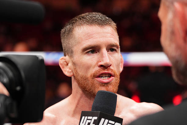 Cory Sandhagen Forces Deiveson Figueiredo to Tap Out Due to Injury - UFC Des Moines Highlights 10 gettyimages 2213287052 612x612 1