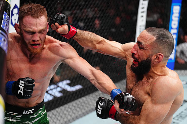 Jack Della Maddalena Beats Belal Muhammad in Five-Round War to Win Welterweight Title - UFC 315 Highlights 5 gettyimages 2214448846 612x612 1