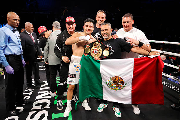 Armando Resendiz Stuns Caleb Plant, Scores Split Decision to Win WBA Interim Title - Plant vs. Resendi Highlights 3 gettyimages 2218033092 612x612 1