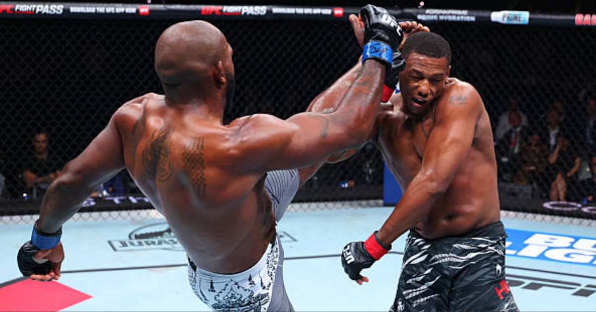 Khalil Rountree Jr. Dominates Jamahal Hill, Hands ‘Sweet Dreams’ Third Straight Loss – UFC Baku Highlights