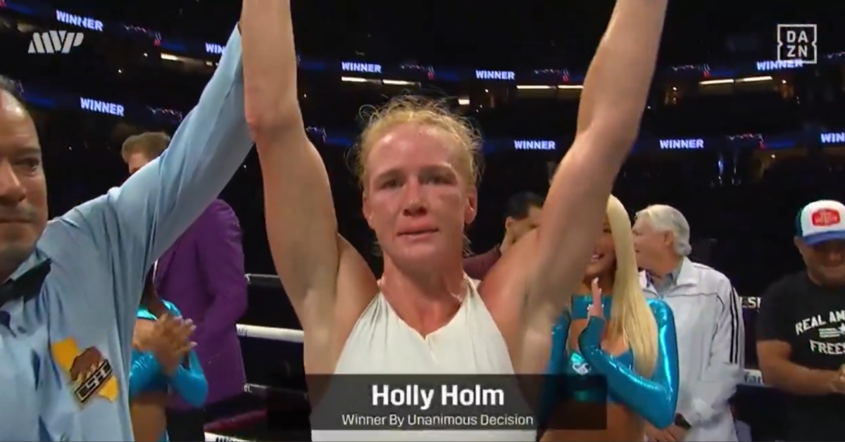 Holly Holm dominates in boxing return, lands shutout win over Yolanda Vega – Highlights
