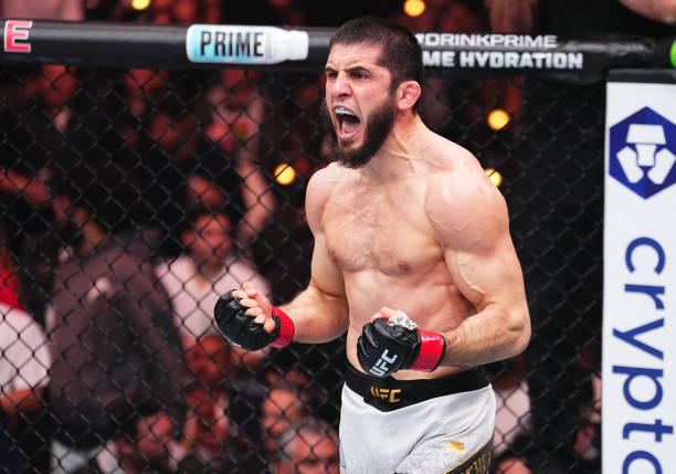 Trainer: ‘Greatest Welterweight’ Kamaru Usman Would Be a ‘Fantastic’ Challenge for Islam Makhachev 2 gettyimages 2194651882 612x612 1