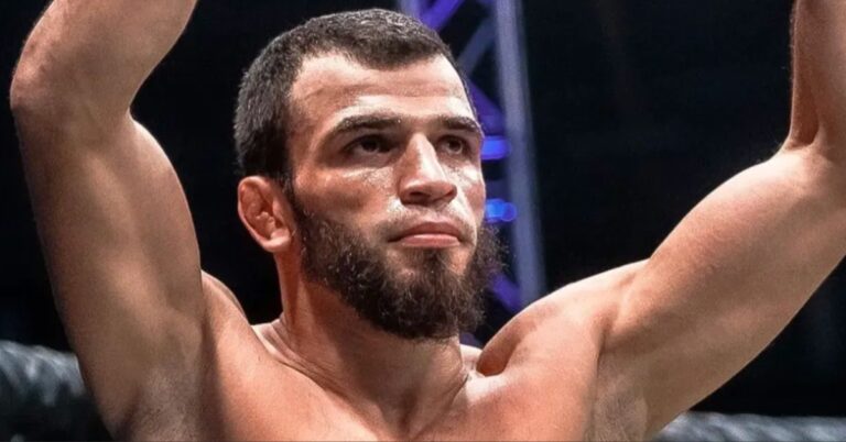 Makkasharip Zaynukov vs. Takeshi Izumi - PFL Africa 1 Highlights